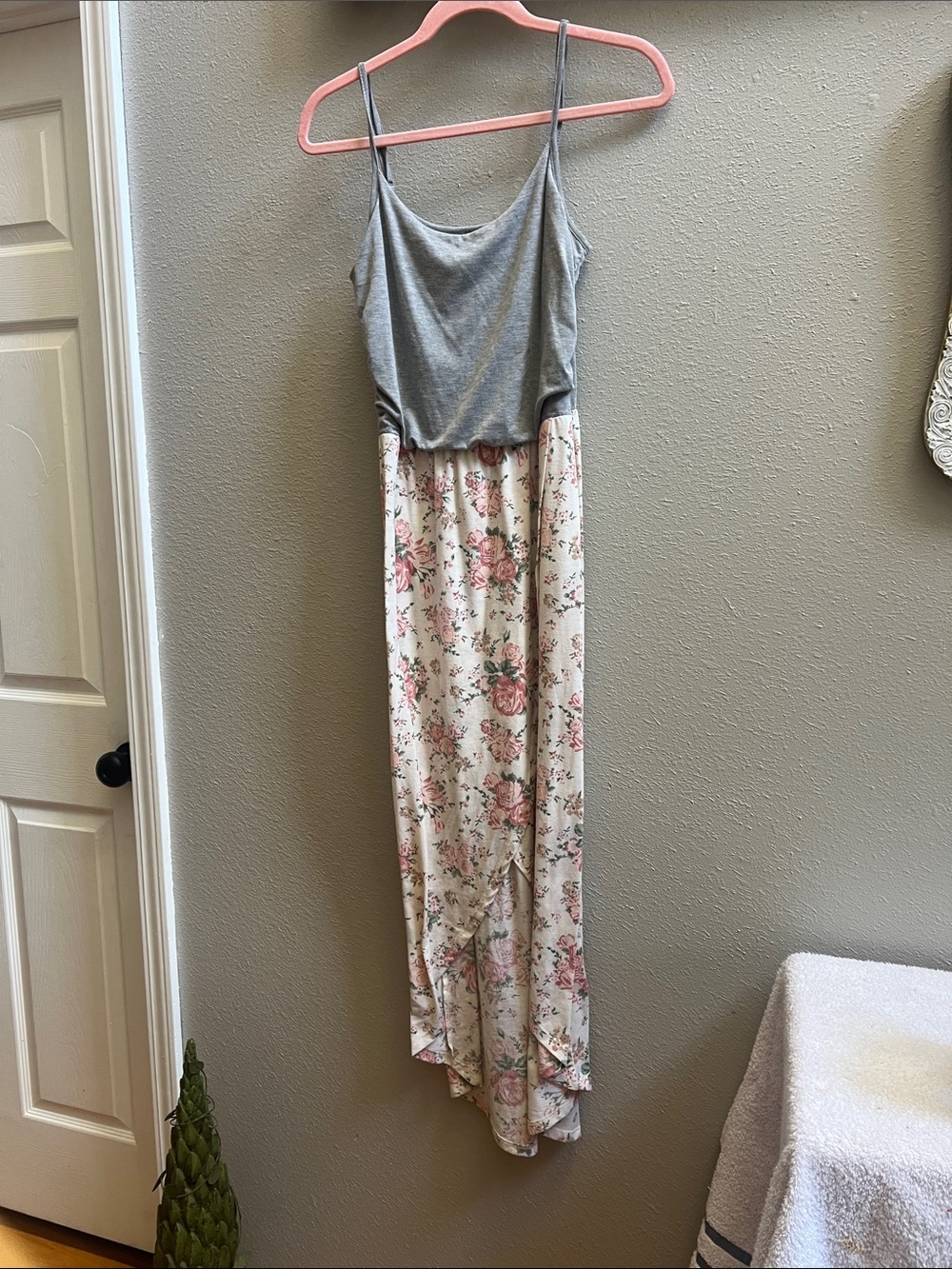 Ultra Flirt Gray Bodice Floral Maxi Dress